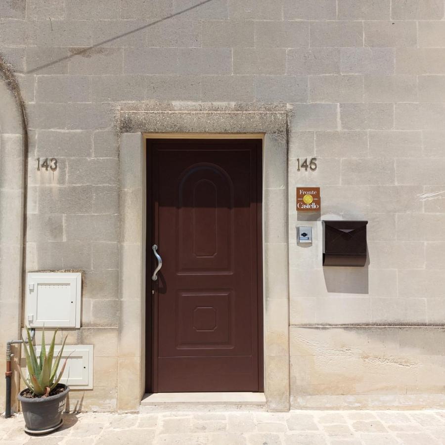 Casa vacanze Fronte Castello - B&B Martano