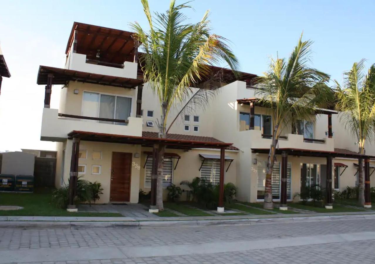 Hermosa Villa Acapulco Zona Diamante - B&B