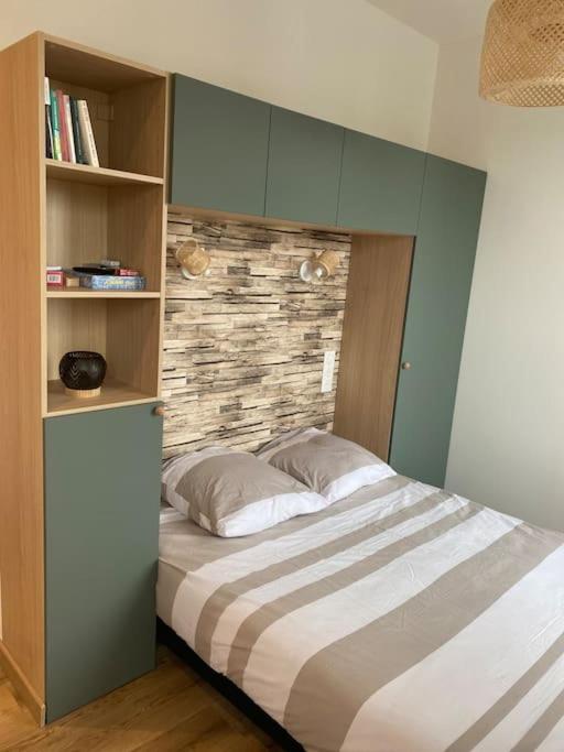 Apartamento de 1 dormitorio con vistas al lago