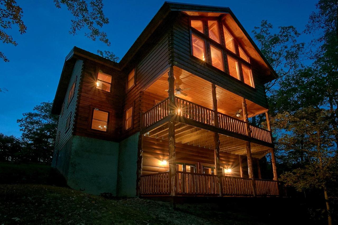 Pinnacle Vista Holiday home - B&B Sevierville