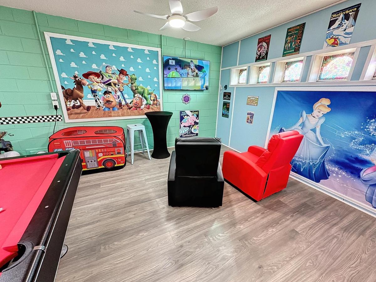 Disney 4m Private pool & spa themed game room free snacks - B&B Orlando