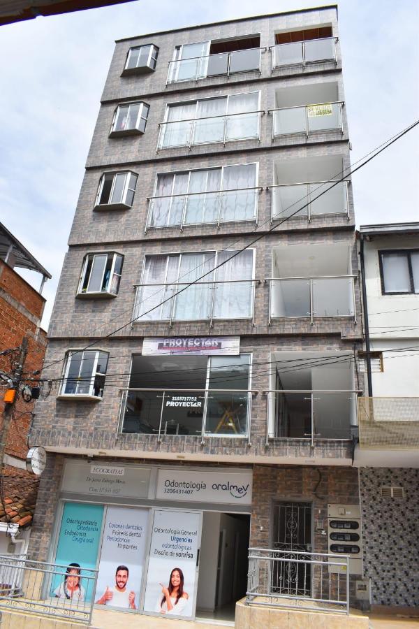 Cómodo apartament tipo loft en El Peñol - B&B