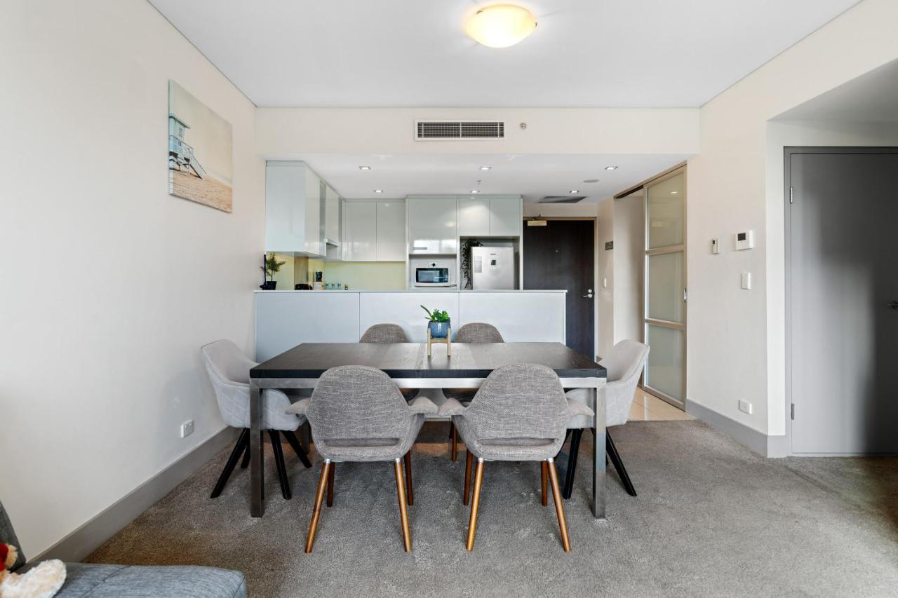 CBD Apt near Town Hall, QVB & Darling Harbour & ICC - B&B Sydney