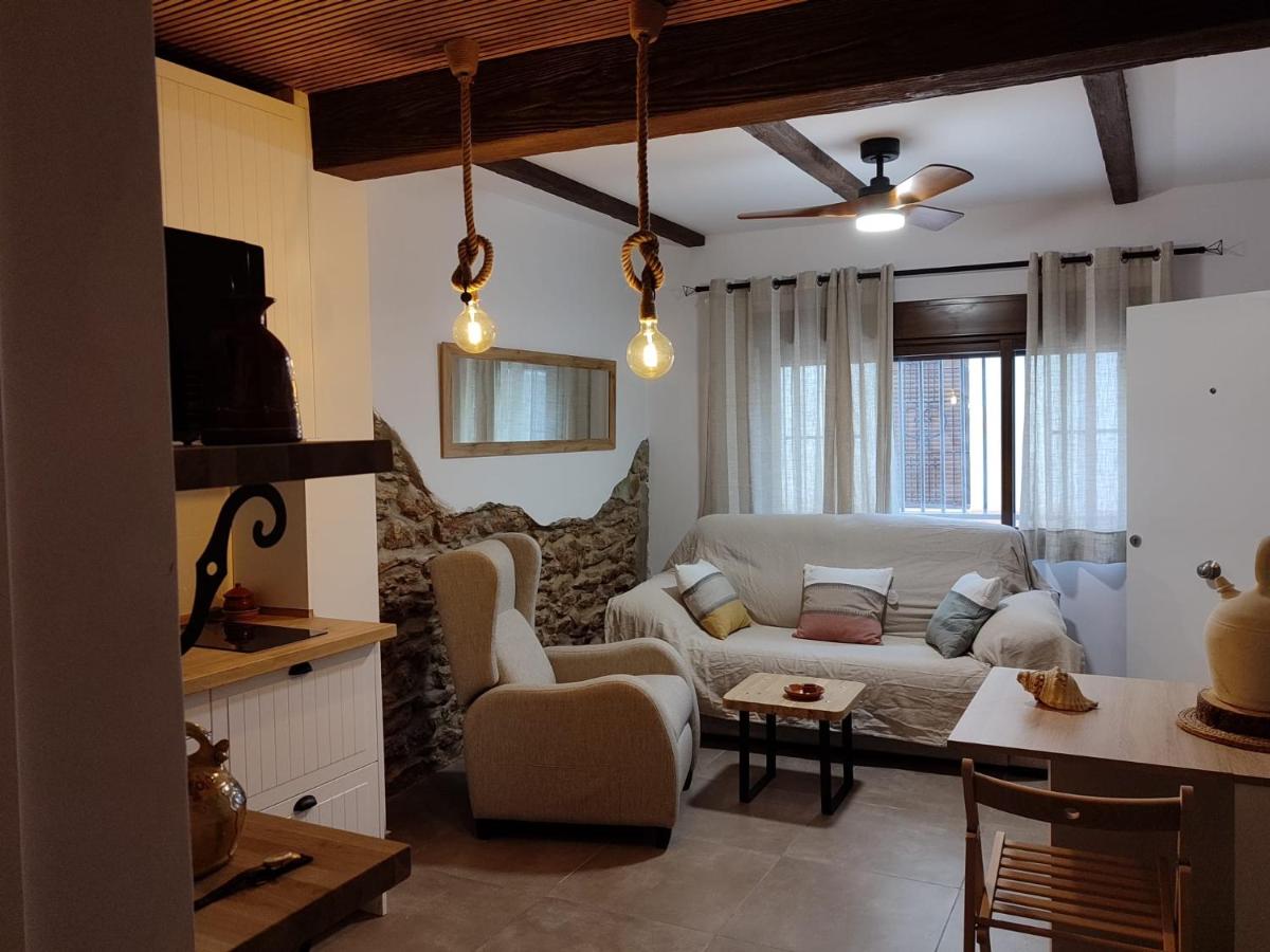 Ca Salamandra - B&B Albalat dels Tarongers