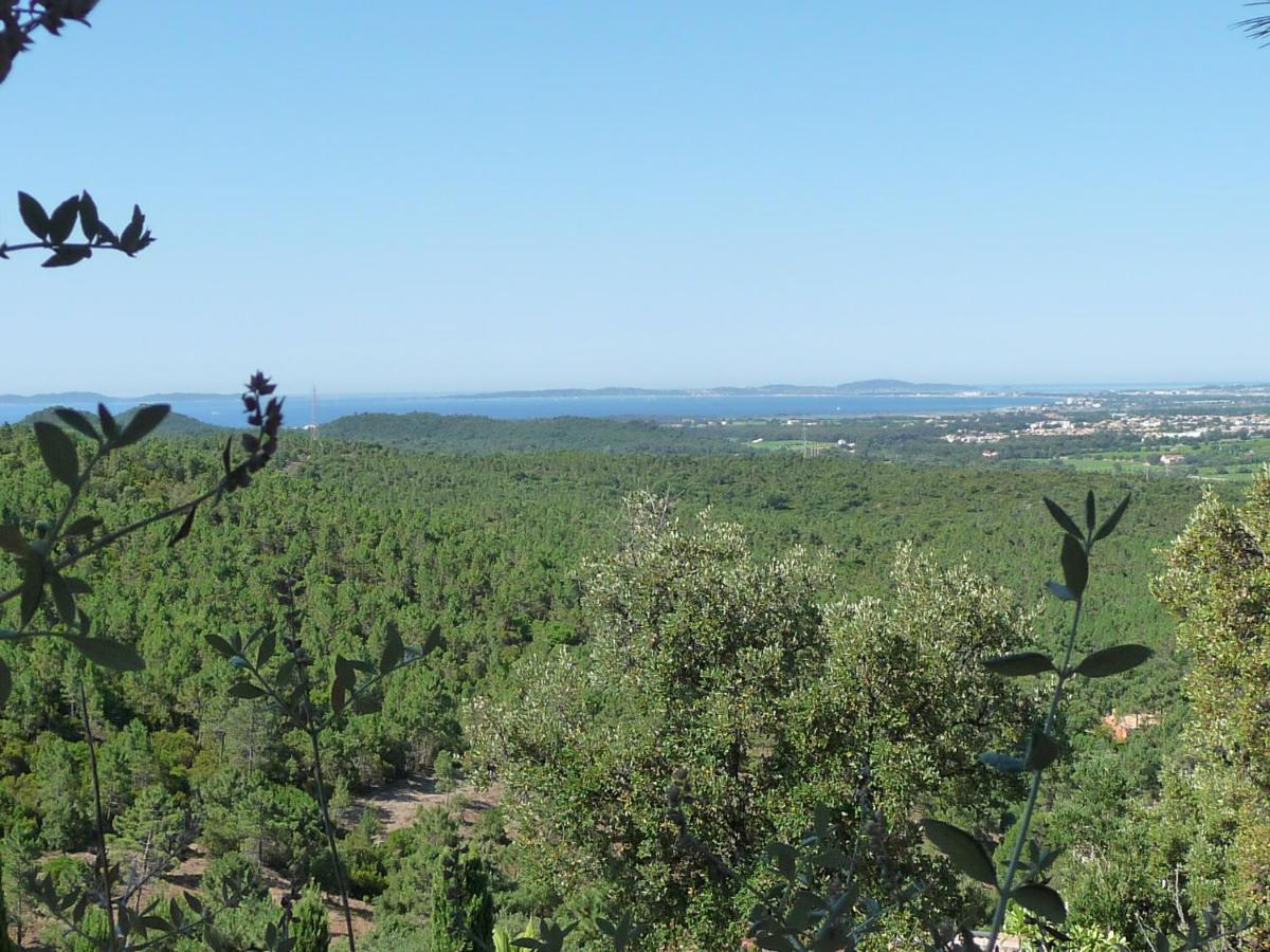 La Londe -Studio T1 - Sur la colline - B&B