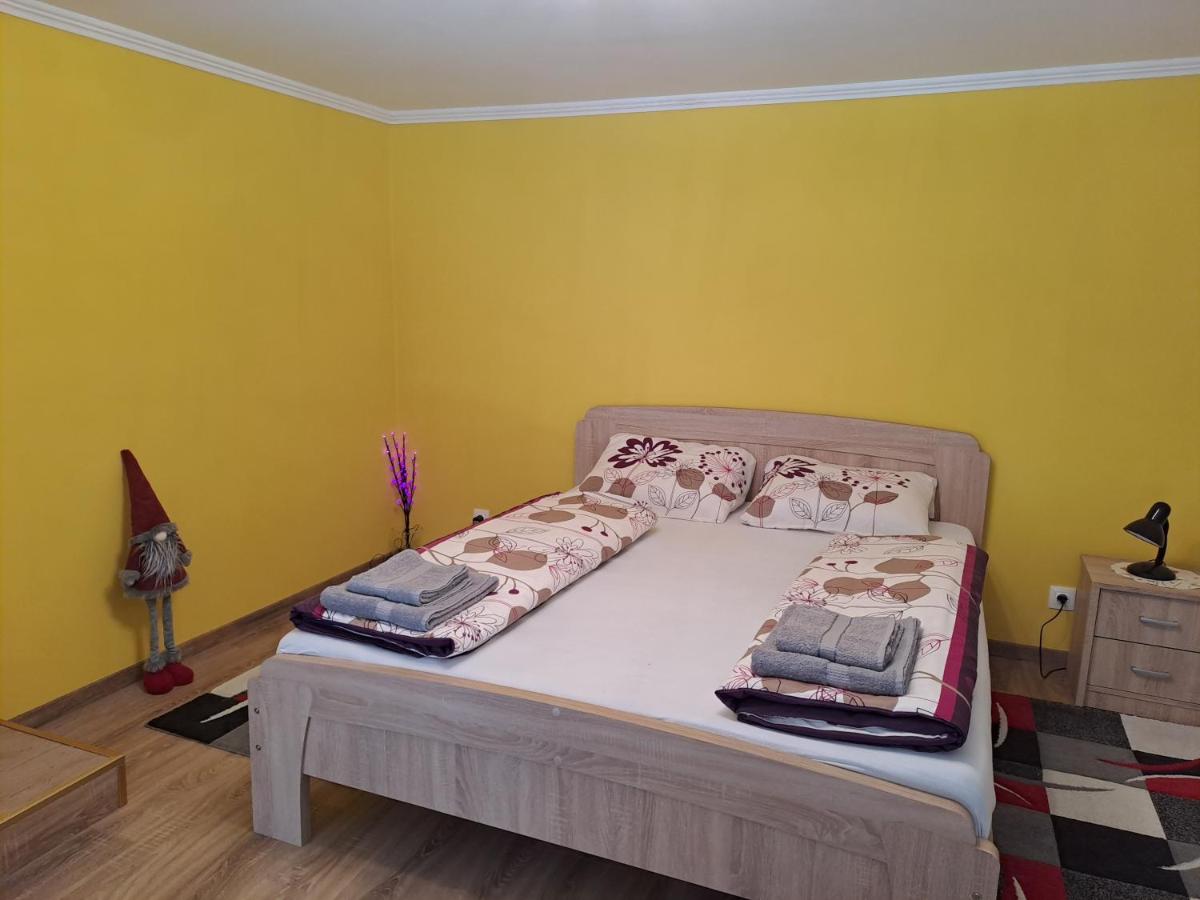 Appartamento con 1 Camera da Letto - Non Fumatori