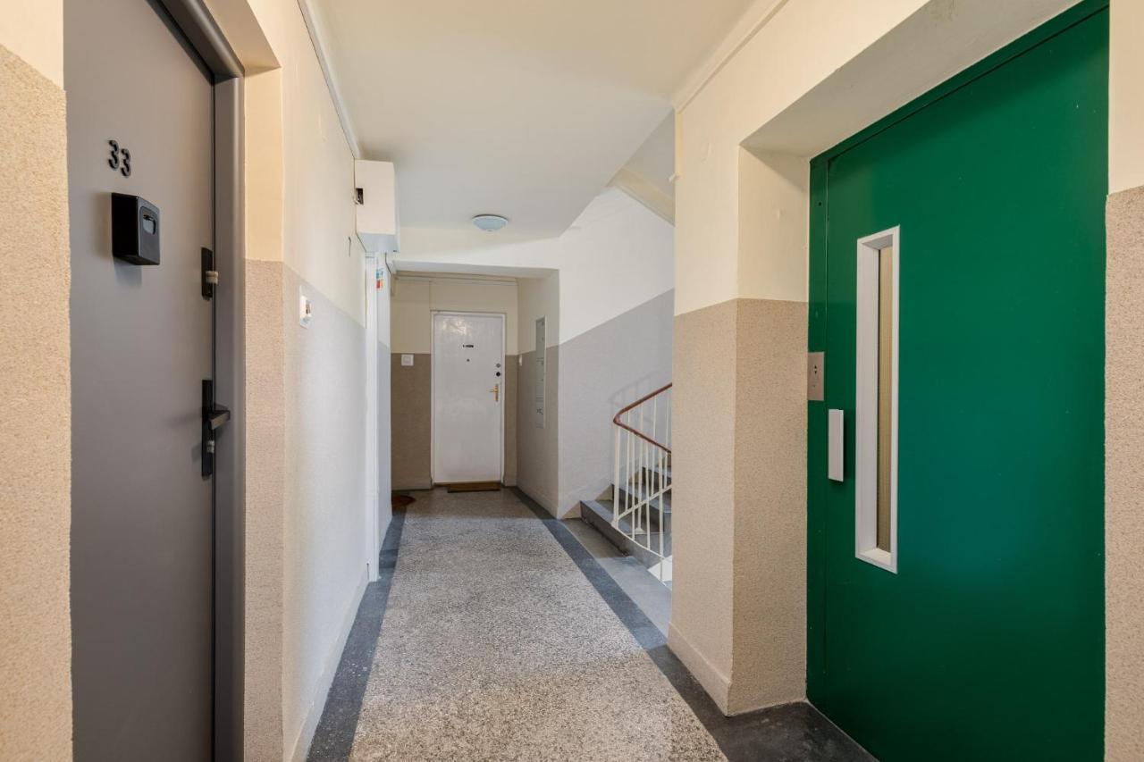 Czarnowiejska Mini Studio with loggia - Chambres d’hôtes Cracovie