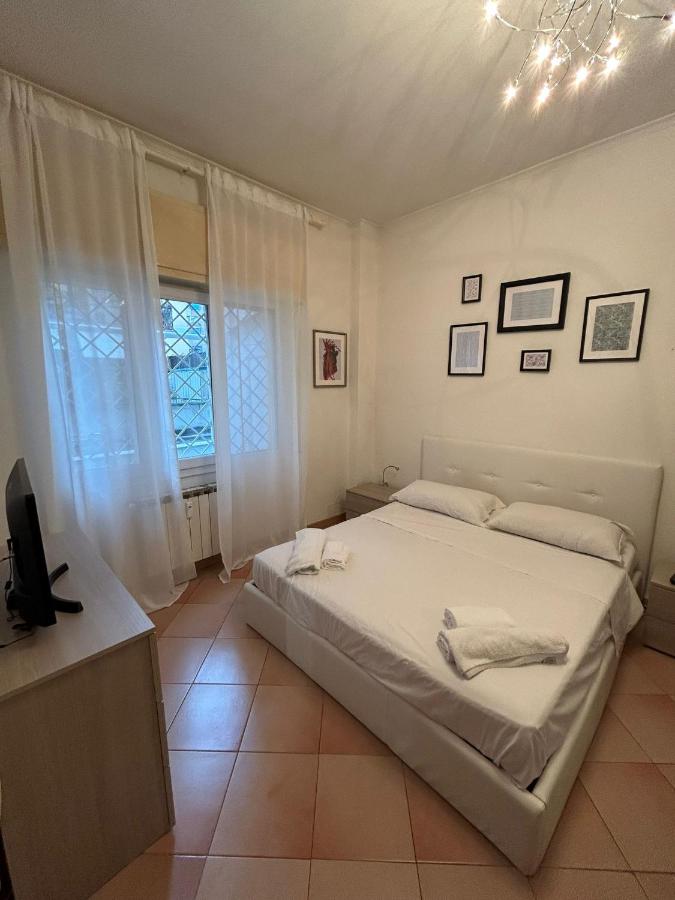 Appartamento adiacente fermata metro A - B&B Roma