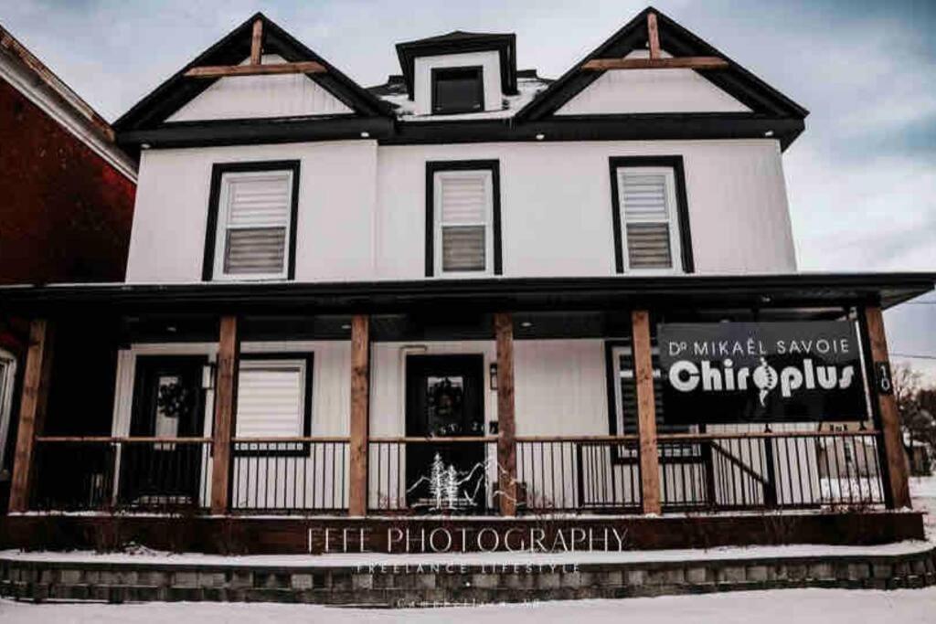 Downtown Campbellton Loft - B&B