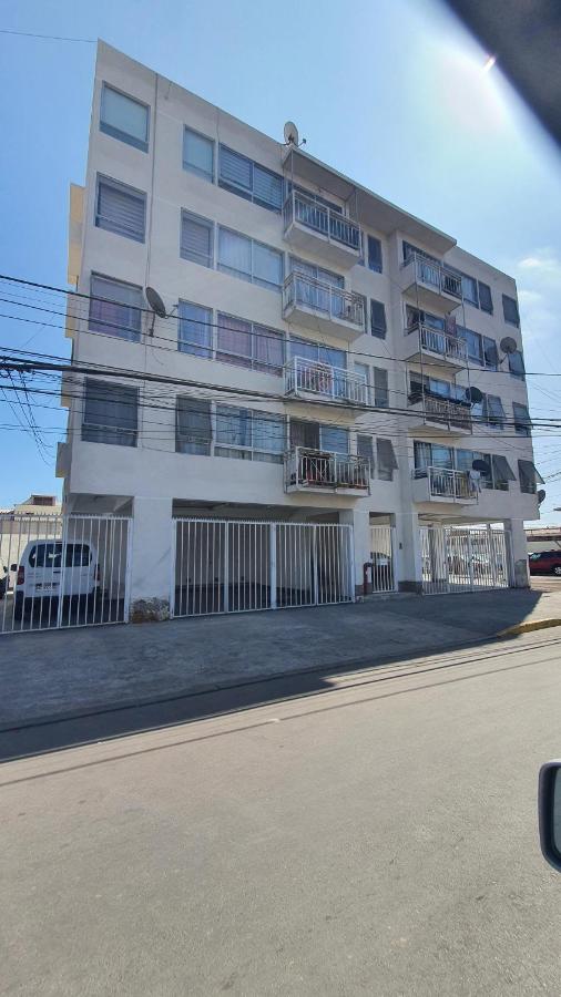 Depto sector playa brava con estacionamiento - B&B