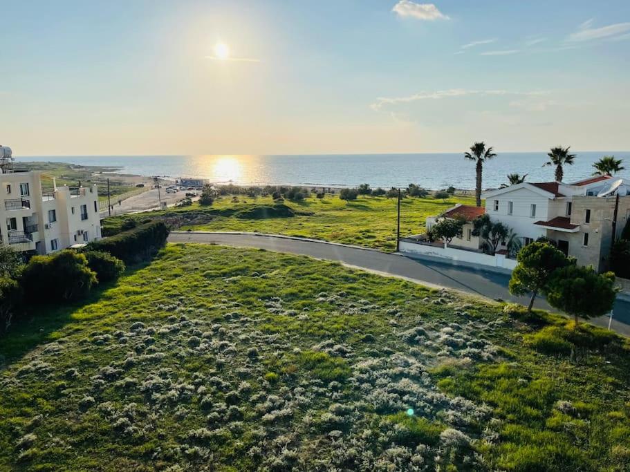 Apartments with a luxurious location near the sea - Ferienwohnung