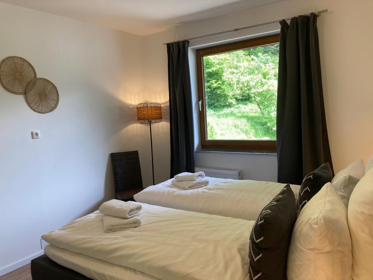 Appartamento con 2 Camere da Letto e Balcone
