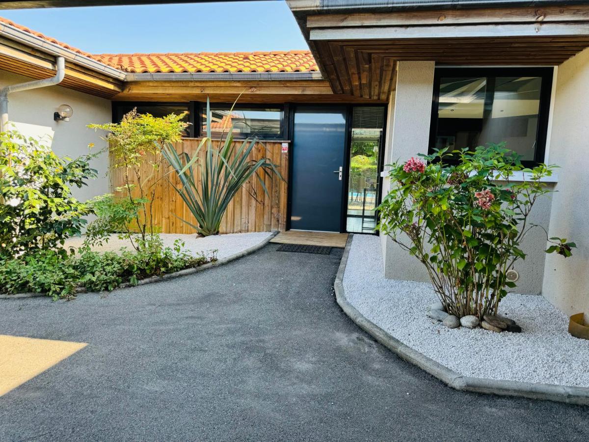 Villa piscine à 5 min de l'océan - Chambres d’hôtes