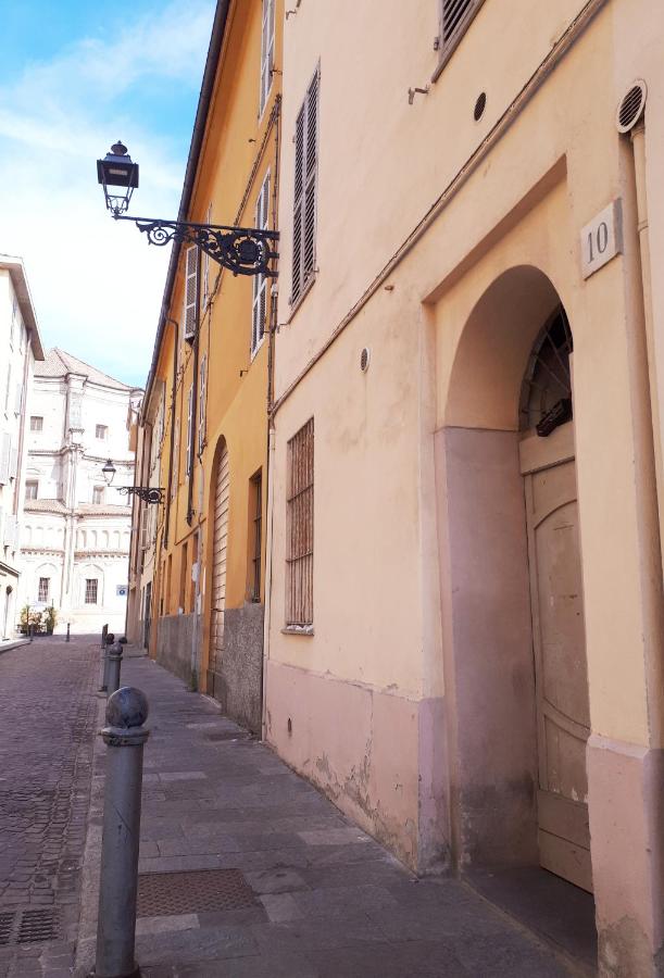 Appartamento F A L S T A F F - B&B Parma