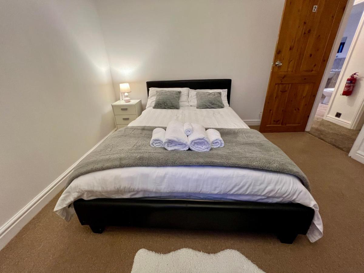 Housefield Stay, Room 2 - B&B Stoke-on-Trent