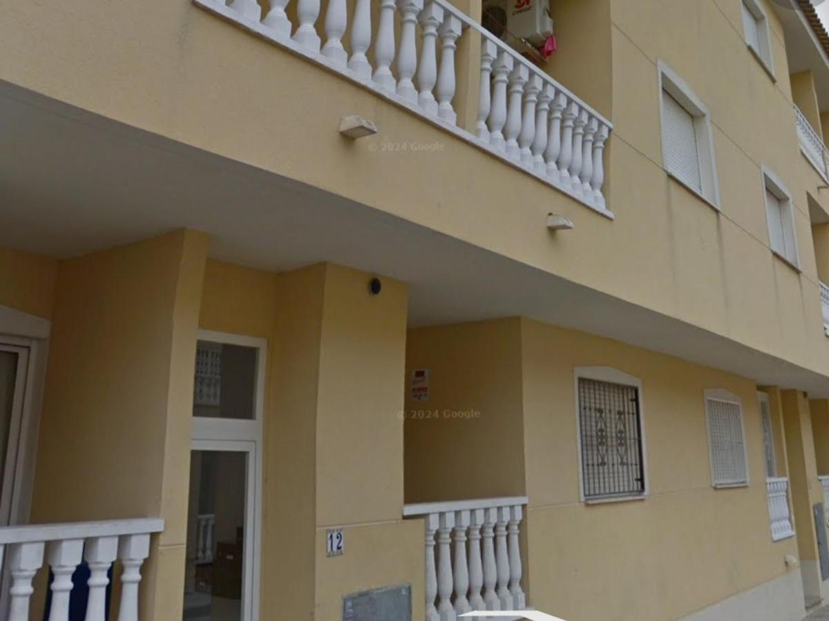 Bonito apartamento con piscina - B&B