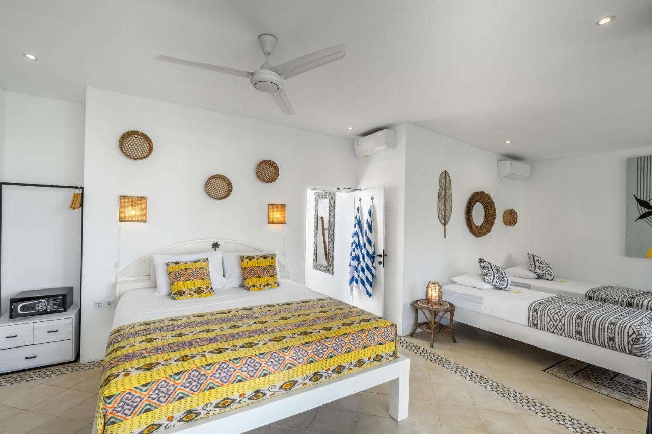 Family Room with Sea View