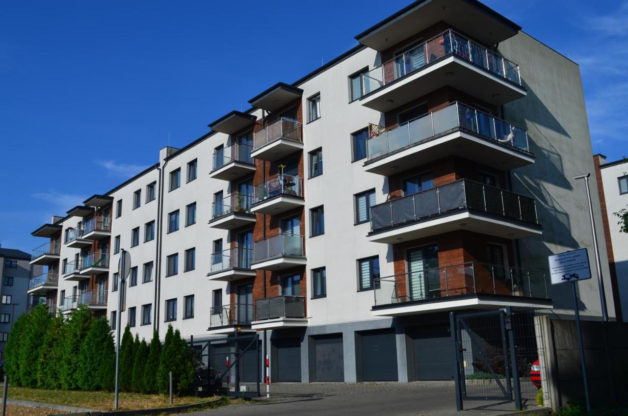 Apartment Sosnowiec City - FREE PARKING - easy check-in - B&B