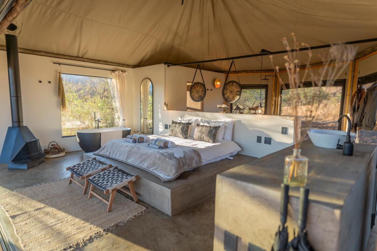 Kiepersol Couple Tent with Pool