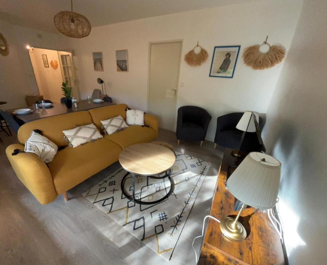 Appartement en centre ville avec cour face au parc pasteur - Chambres d’hôtes