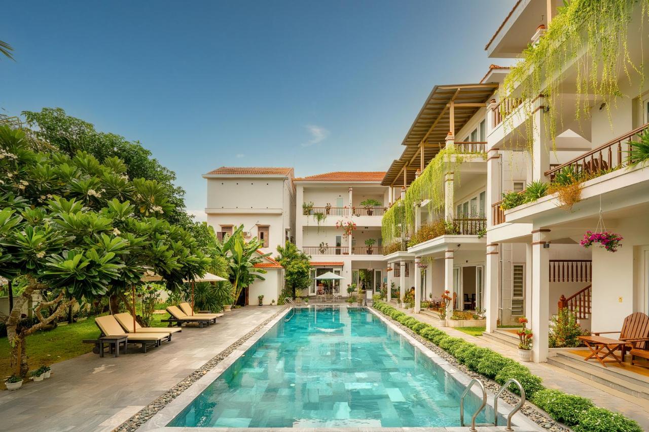 Hoi An Palmy Villa - B&B