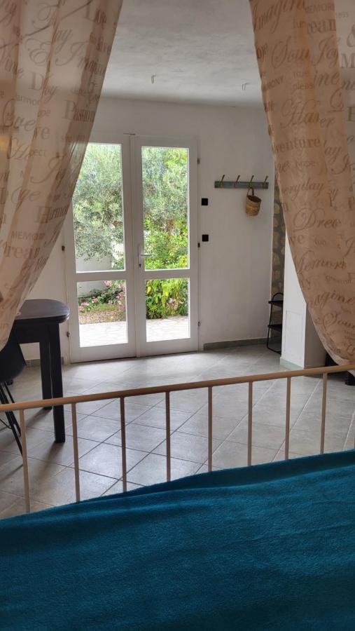 Studio with Terrace