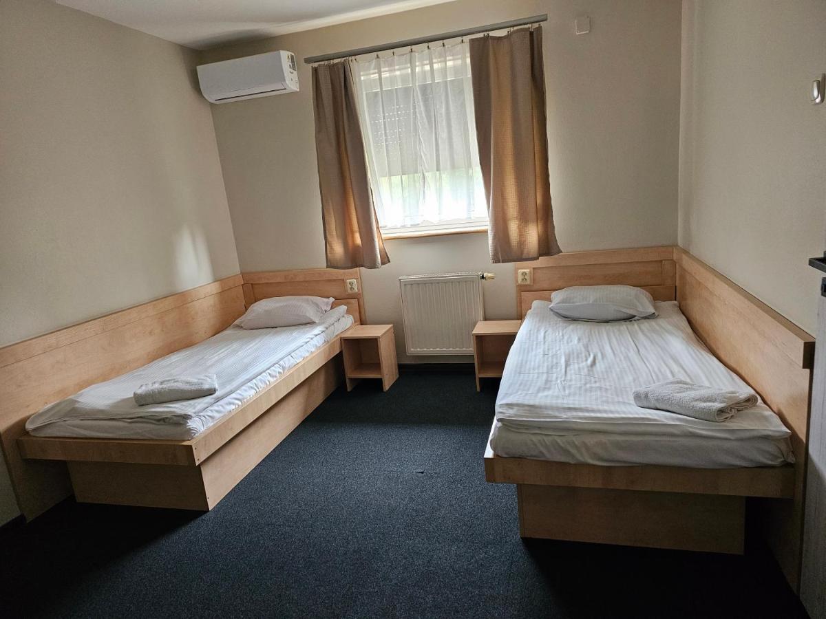 Twin Room with Private Bathroom