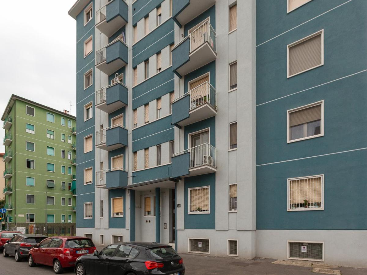 GuestHost - Cimiano M2 Cozy Studio with Balcony - B&B