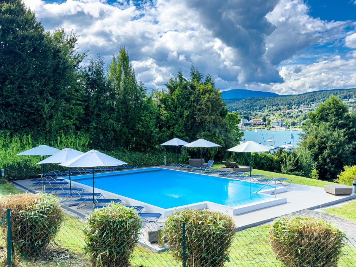 Lake view 2 Bedroom Apartment, Terrace, Private Lake Access - B&B Velden am Wörther See