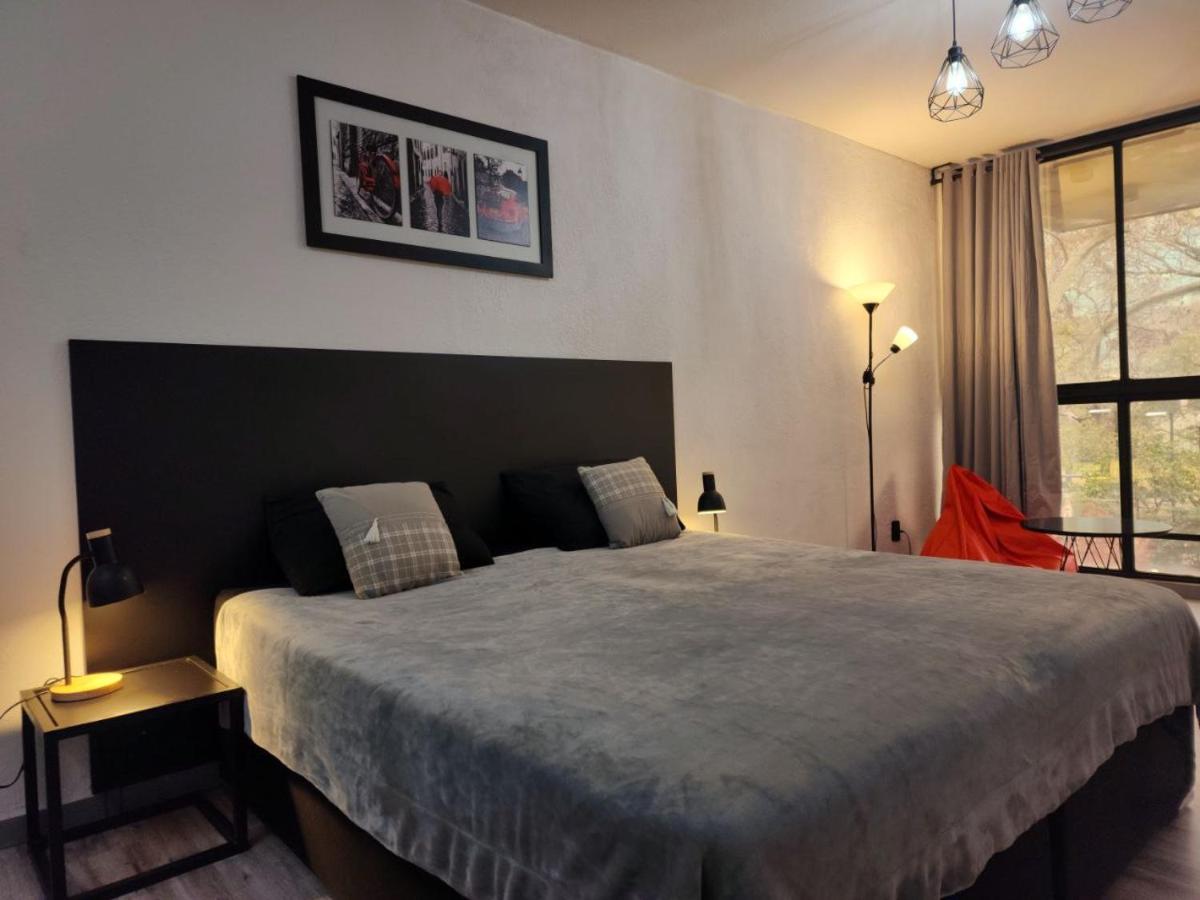 Apart Hotel Montevideo - Bed and Breakfast