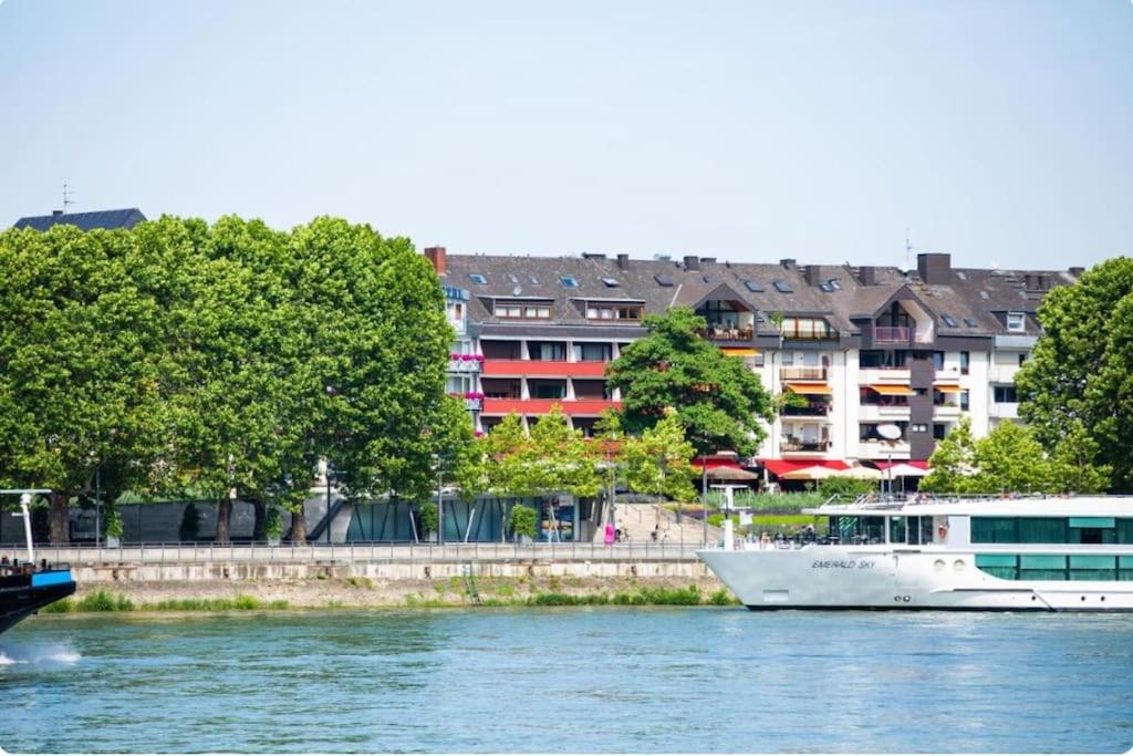 Apartment mit Balkon am Rhein - Ferienwohnung Koblenz