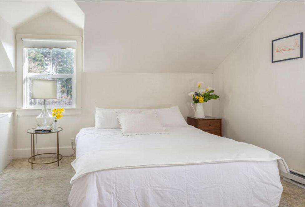 Deluxe Double Room with Bath