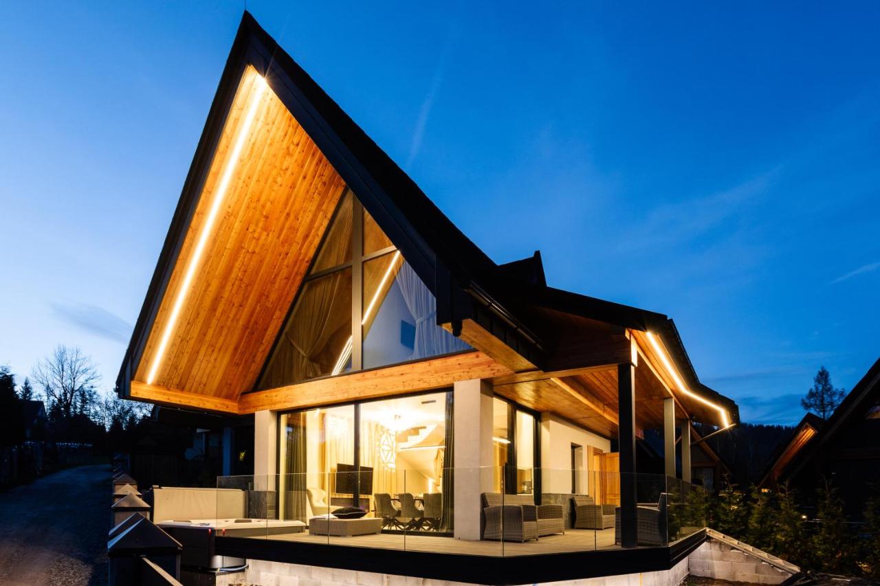 Skyline Luxury Villa with terrace jacuzzi and sauna Zakopane mountains Poland - B&B Kościelisko