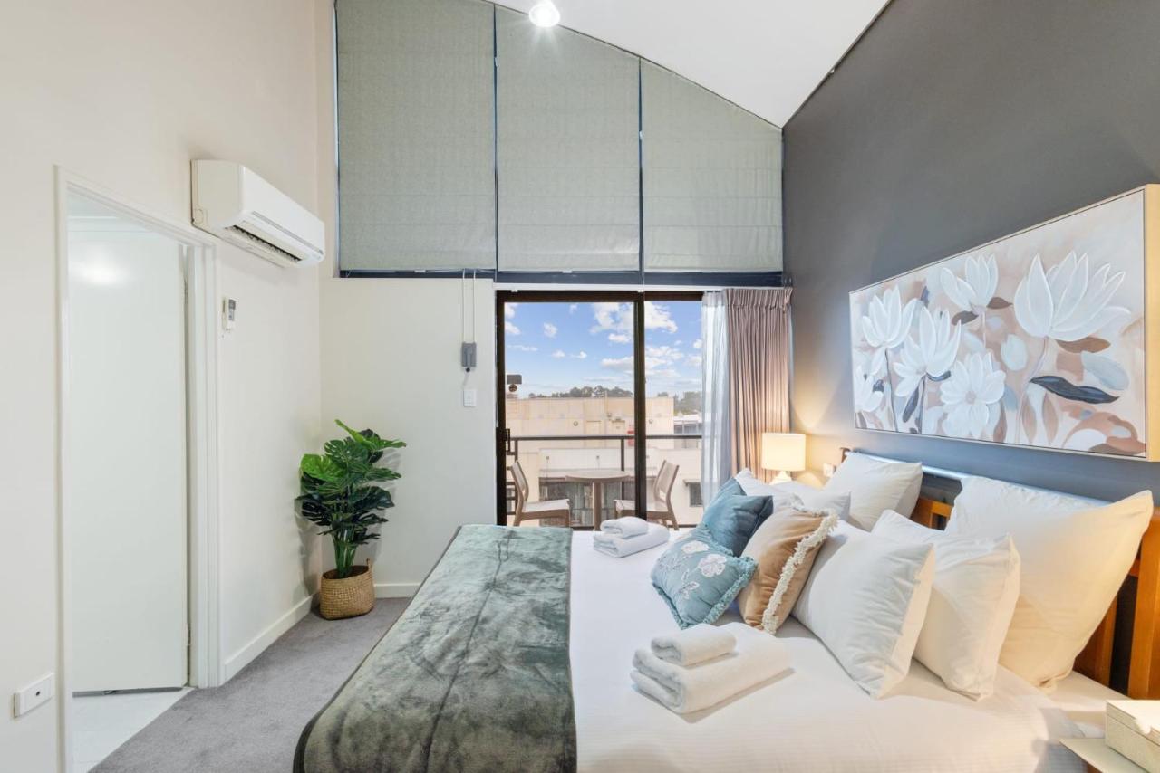 Luxurious City Apartment - B&B