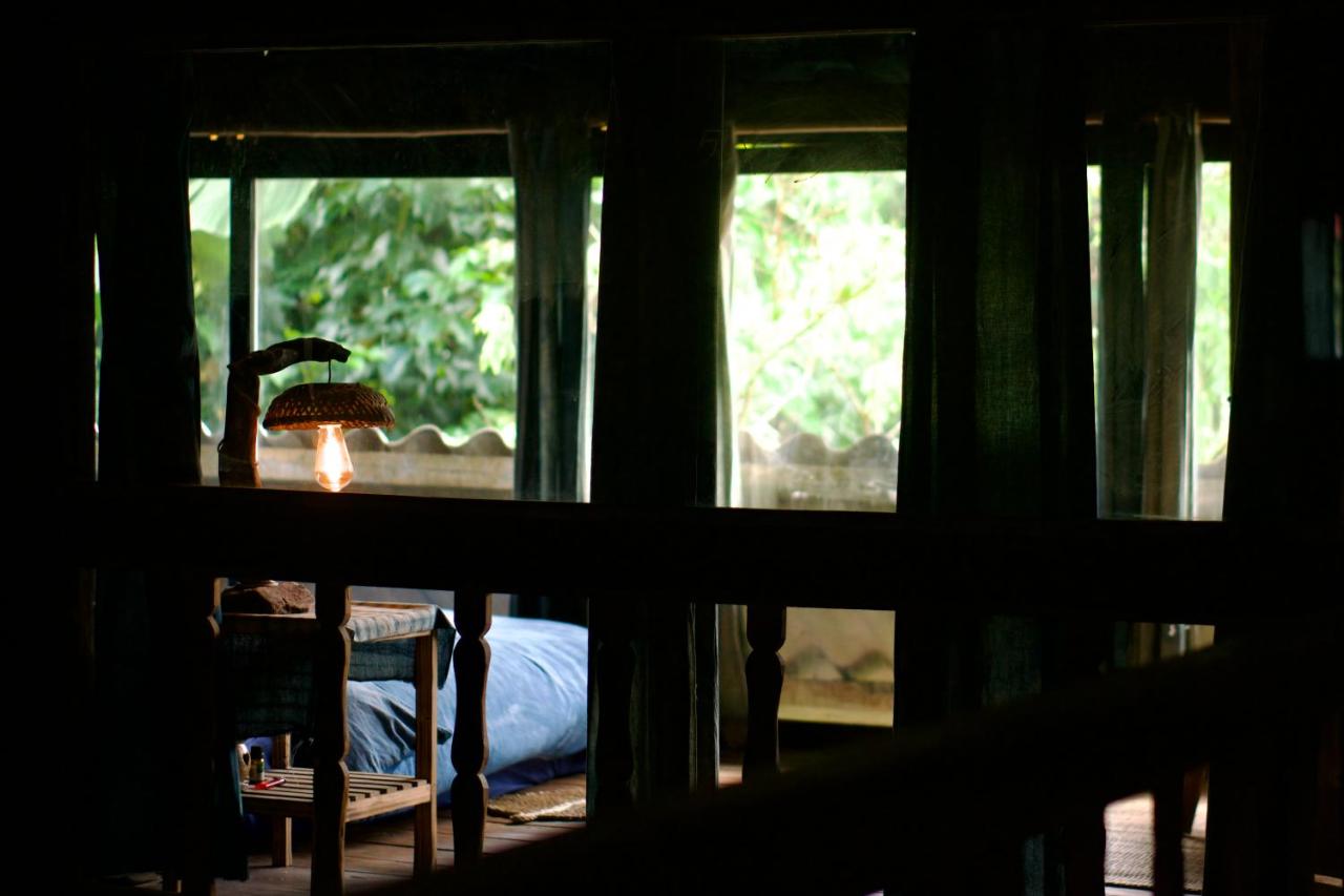 Dreibettzimmer mit Bergblick