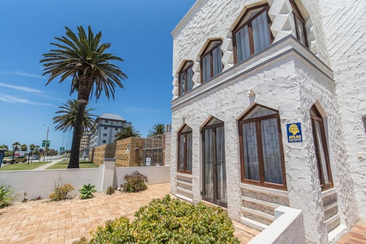Villas Marina On The Beach - B&B