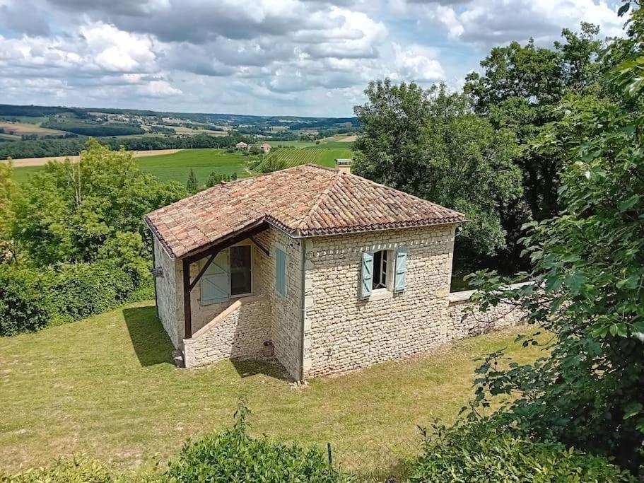 Gîte isolé grand calme panorama - B&B Tréjouls