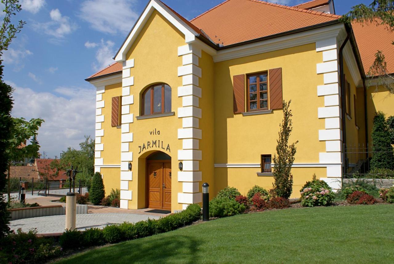 Hotel Akademie a depandance Vila Jarmila