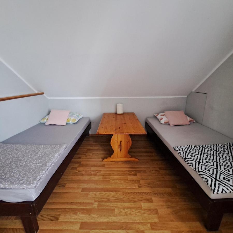 Dreibettzimmer