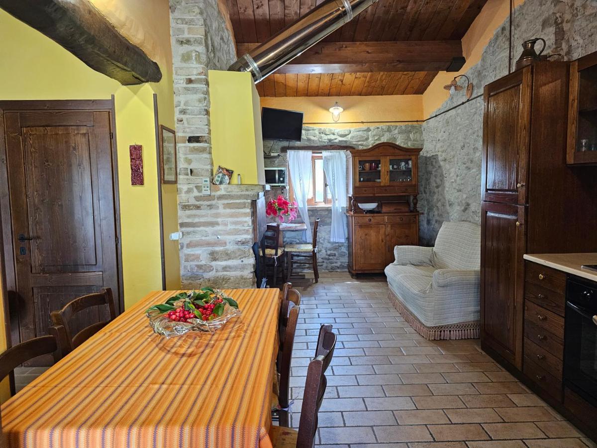 Agriturismo Ca Serrantonio - Ferri Appartamento Puccini - B&B Urbania