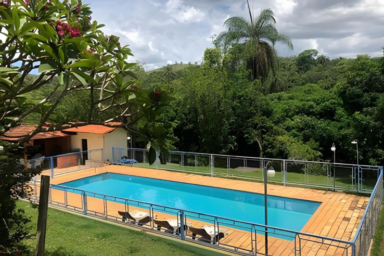 Sitio com Piscina AQUECIDa e 5 quartos c/ suíte! - Ferienwohnung