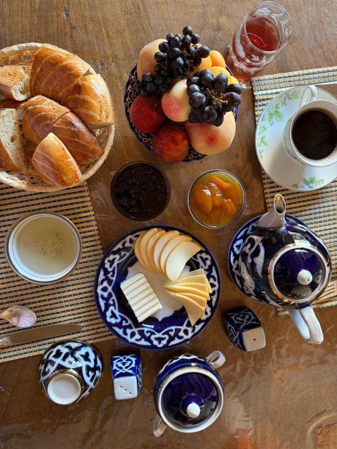 SADIFA Family Guest House - B&B Bukhara