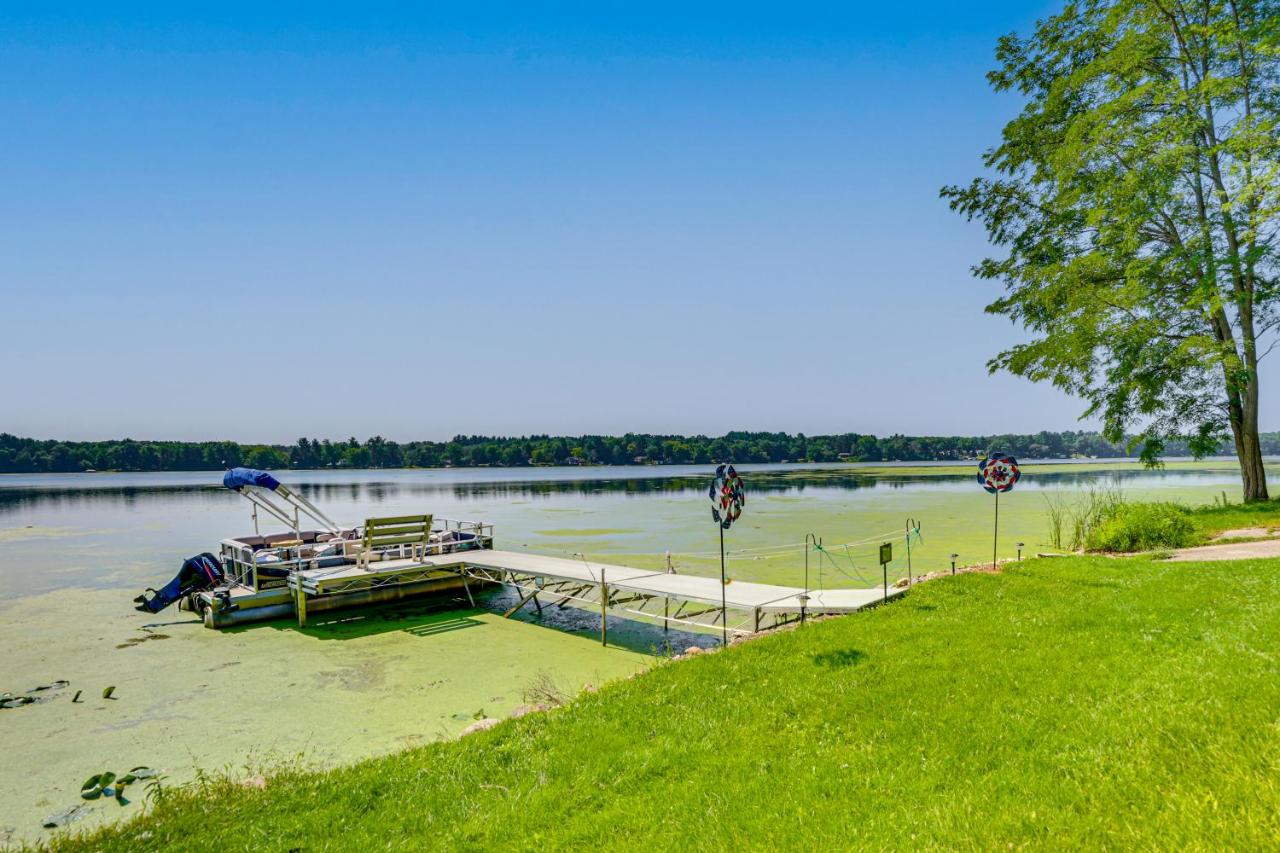 Montello Cabin on Buffalo Lake with Dock and Fire Pit! - B&B