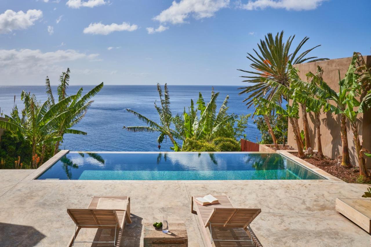 Pirate House Sea front Private Pool Garden Funchal - B&B Funchal