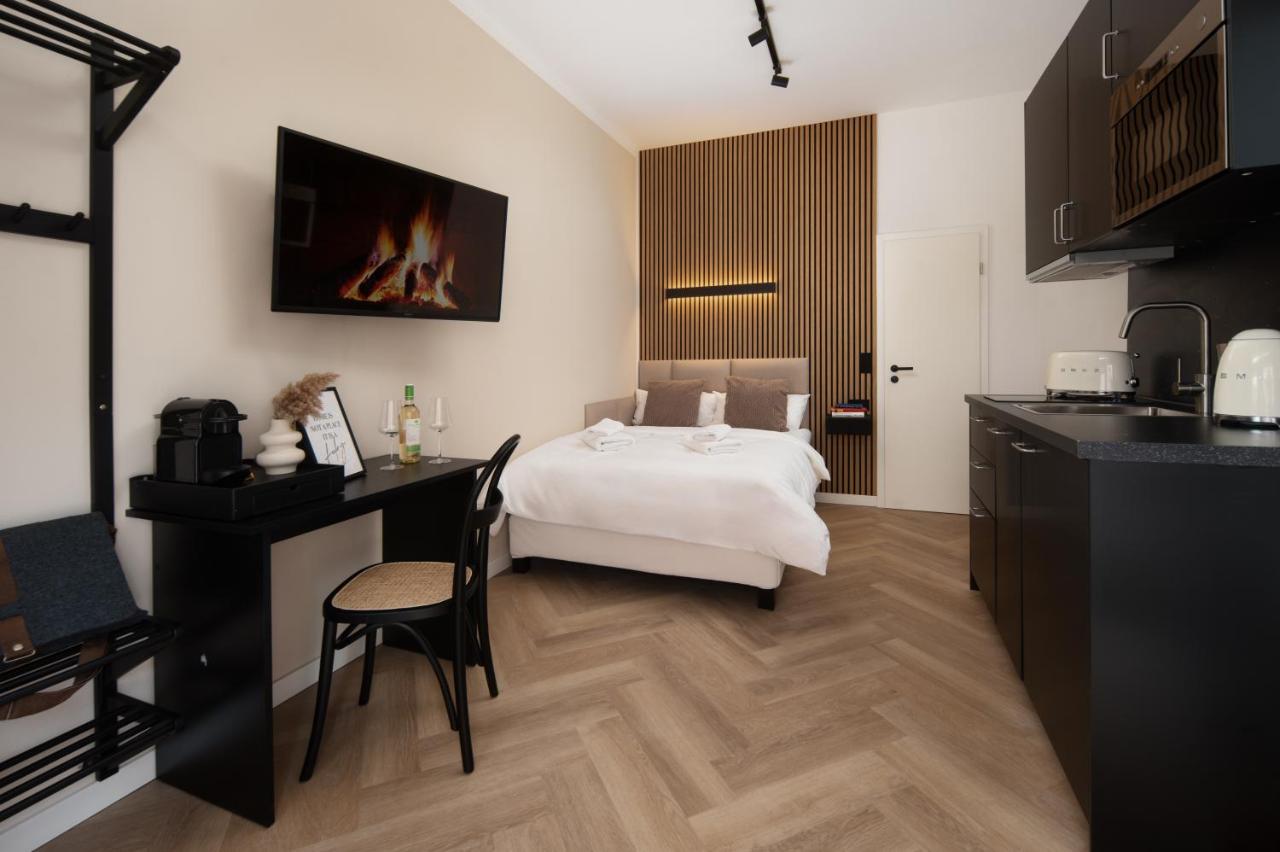 OLD NOT WORKING Zentrales Studio Apartment Fair HBF-Messe-ÖVB ARENA - B&B