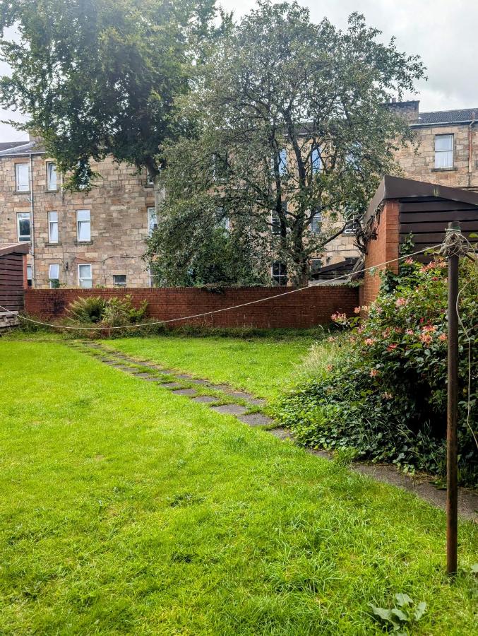 Victorian apartment in Pollokshields - Bed and Breakfast Glasgow
