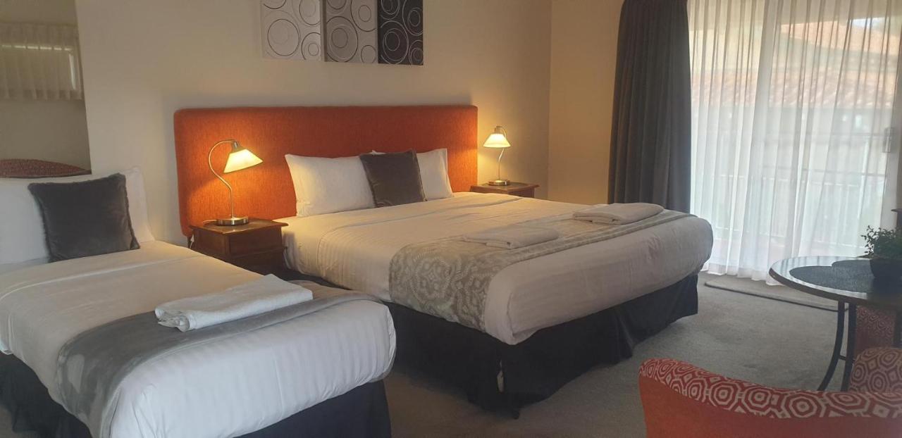 Suite 26 - Town Central - Walk To Cafes - Sleeps 3