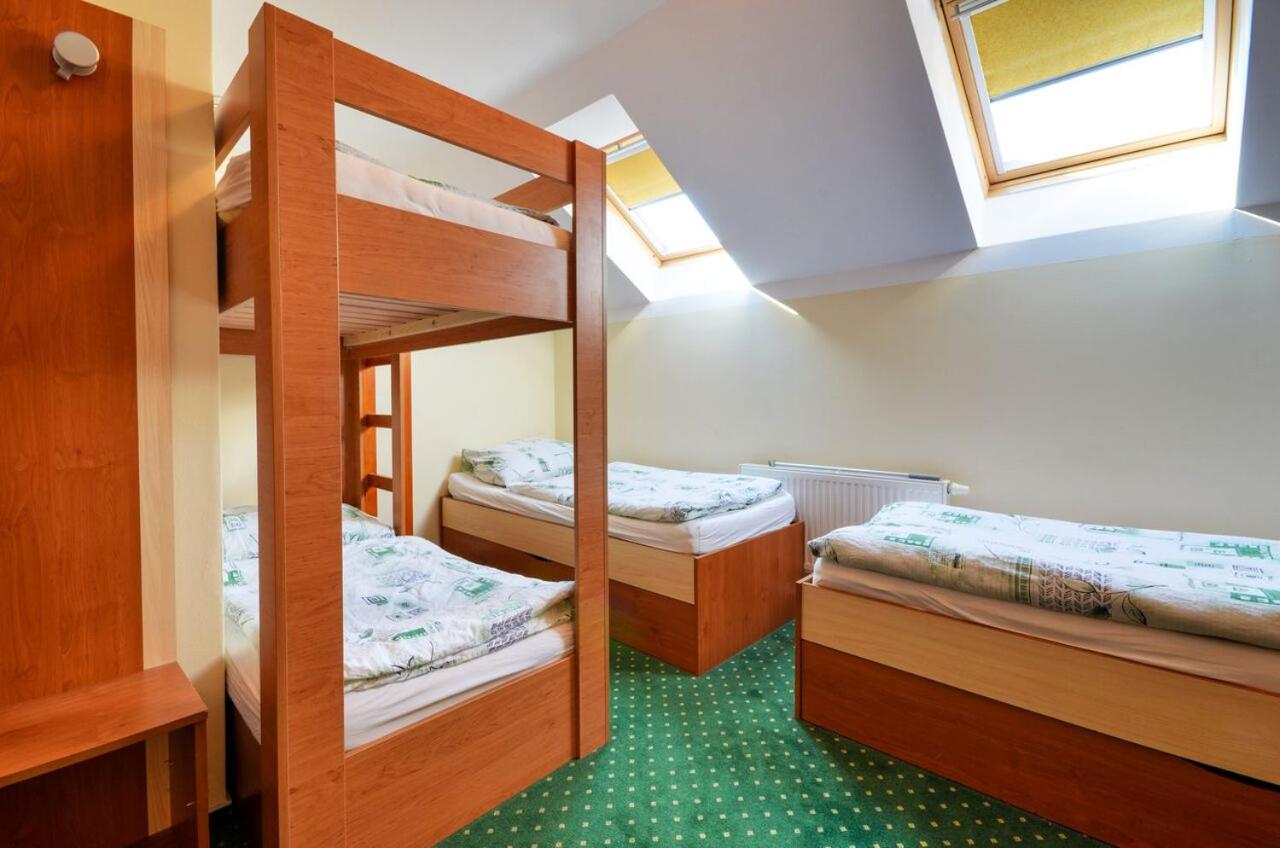 Economy Quadruple Room with Shared Bathroom