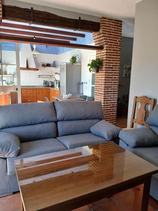 Casa con jardín con vistas a la Sierra de Líbar - Ferienwohnung