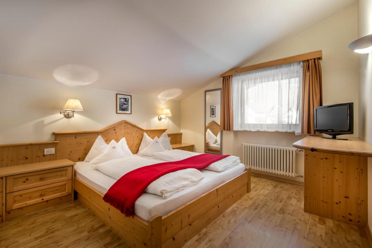 Two-Bedroom Apartment (4 Adults)